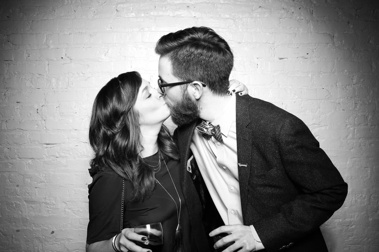 Becca & Eric having a nice kiss.